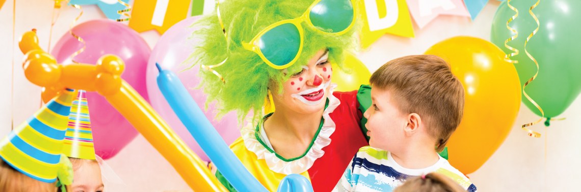 PARTY ENTERTAINER